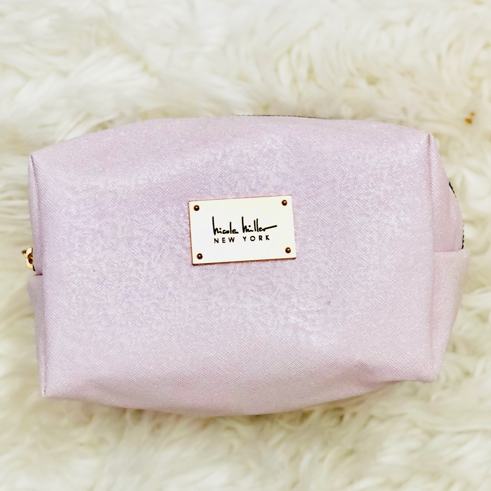 NWOT. Nicole Miller Blush Pink Cosmetic Bag❤️❤️❤️